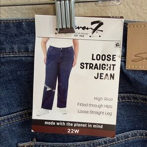 NWT Size 22W Seven7 Loose Straight Jean